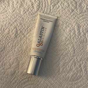 Alastin Skincare Hydratint Pro Mineral Sunscreen